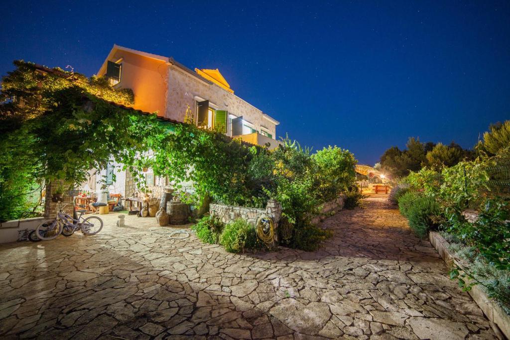 Apartman Dalmatinska Kuca Milna