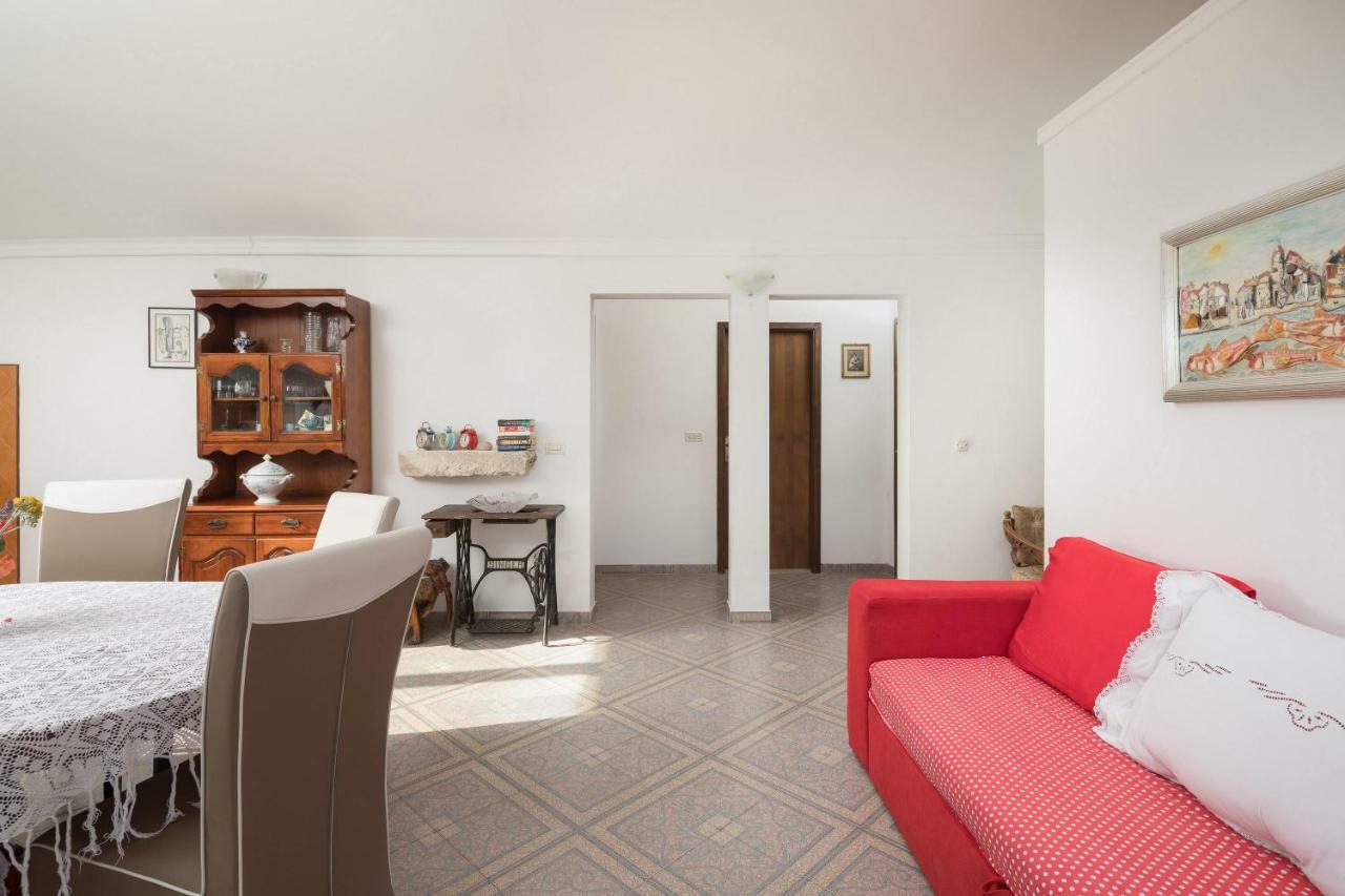 Dalmatinska Kuca Apartman Milna